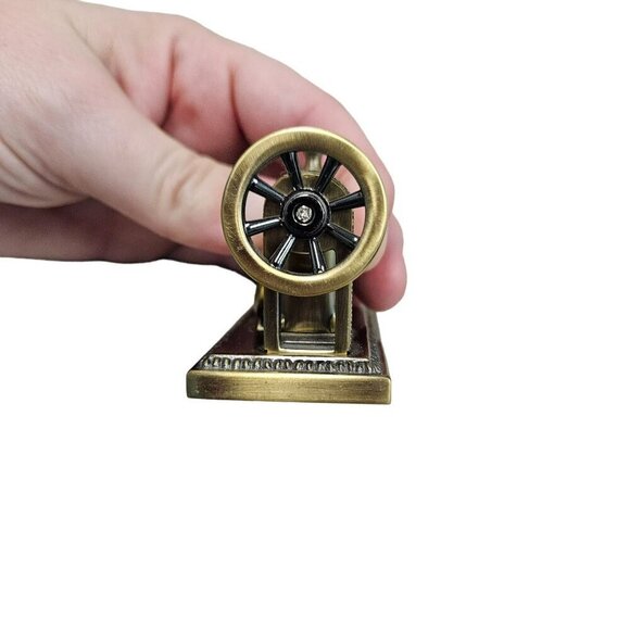 Vintage Brass Sewing‎ Machine Mini Clock Quartz Movement Not Tested Need Battery - Picture 3 of 10